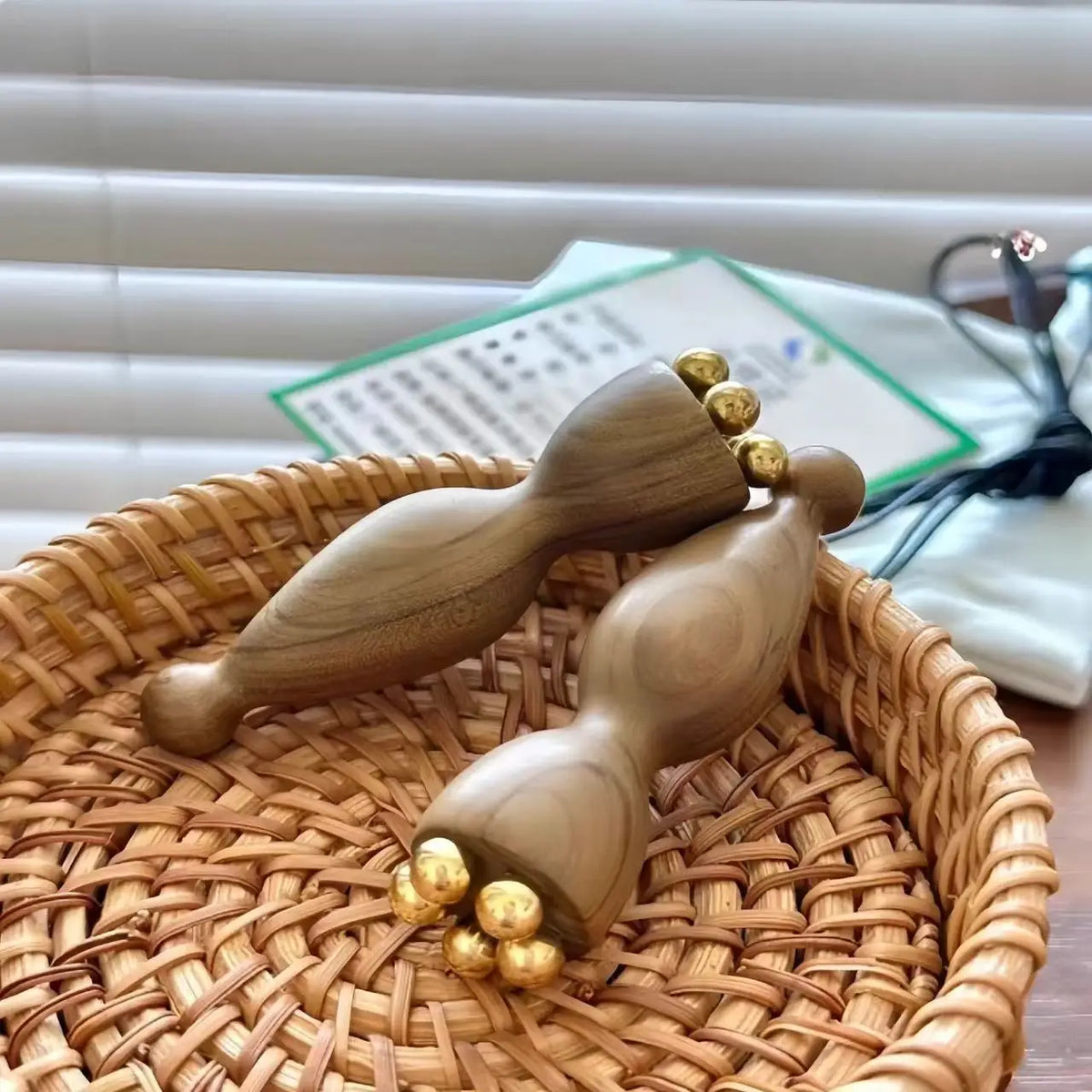Brass lotus eye massager – image 3