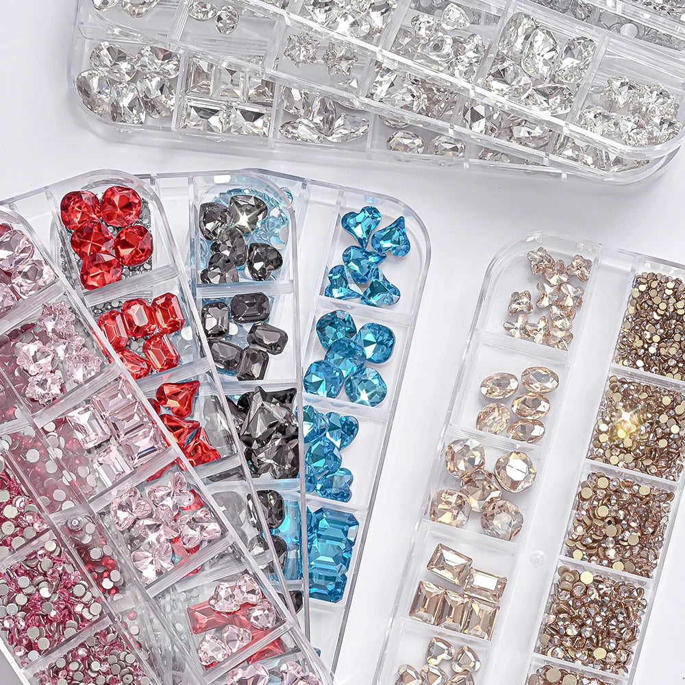 Nail rhinestones and charms 12-grid box – image 6